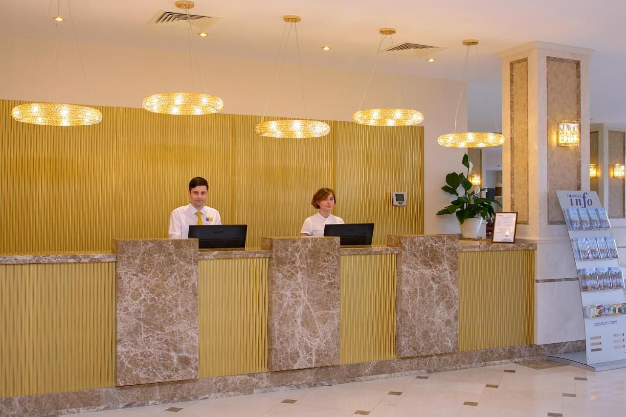 Отель The Grand Gloria Hotel Батуми-44